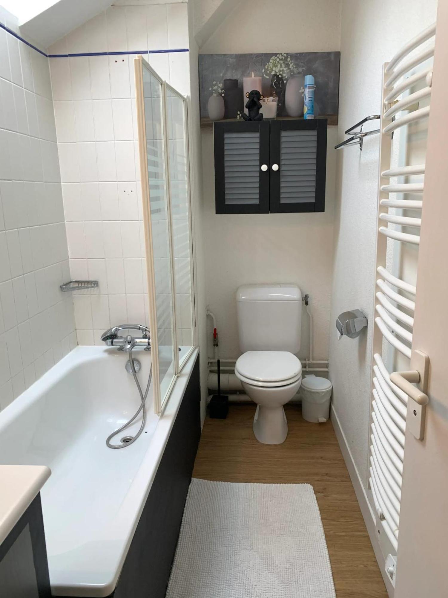 Appartement Charmant A Bagneres De Bigorre 56 M² Avec Balcon Exterior photo