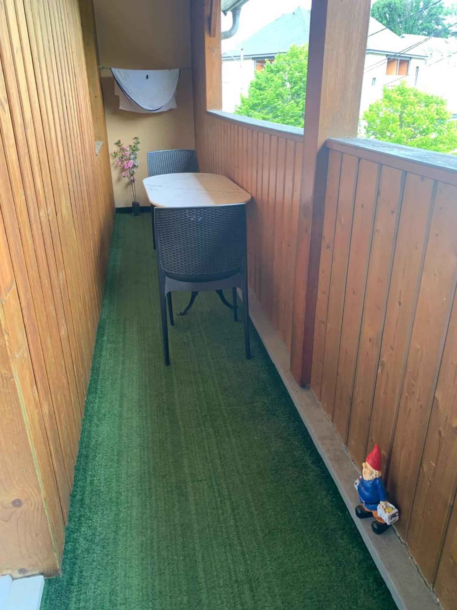 Appartement Charmant A Bagneres De Bigorre 56 M² Avec Balcon Exterior photo
